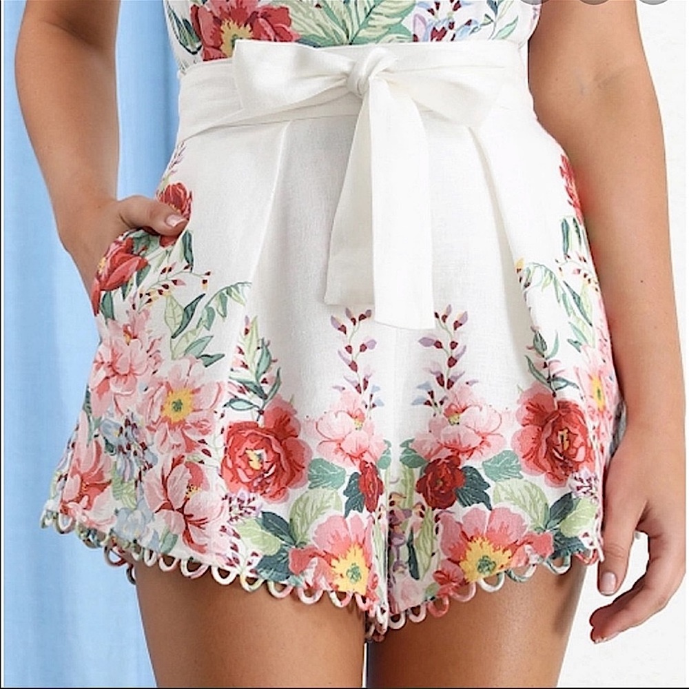 ZIMMERMANN BELLITUDE FLORAL LINEN HIGH
WAIST SHORTS SIZE 1